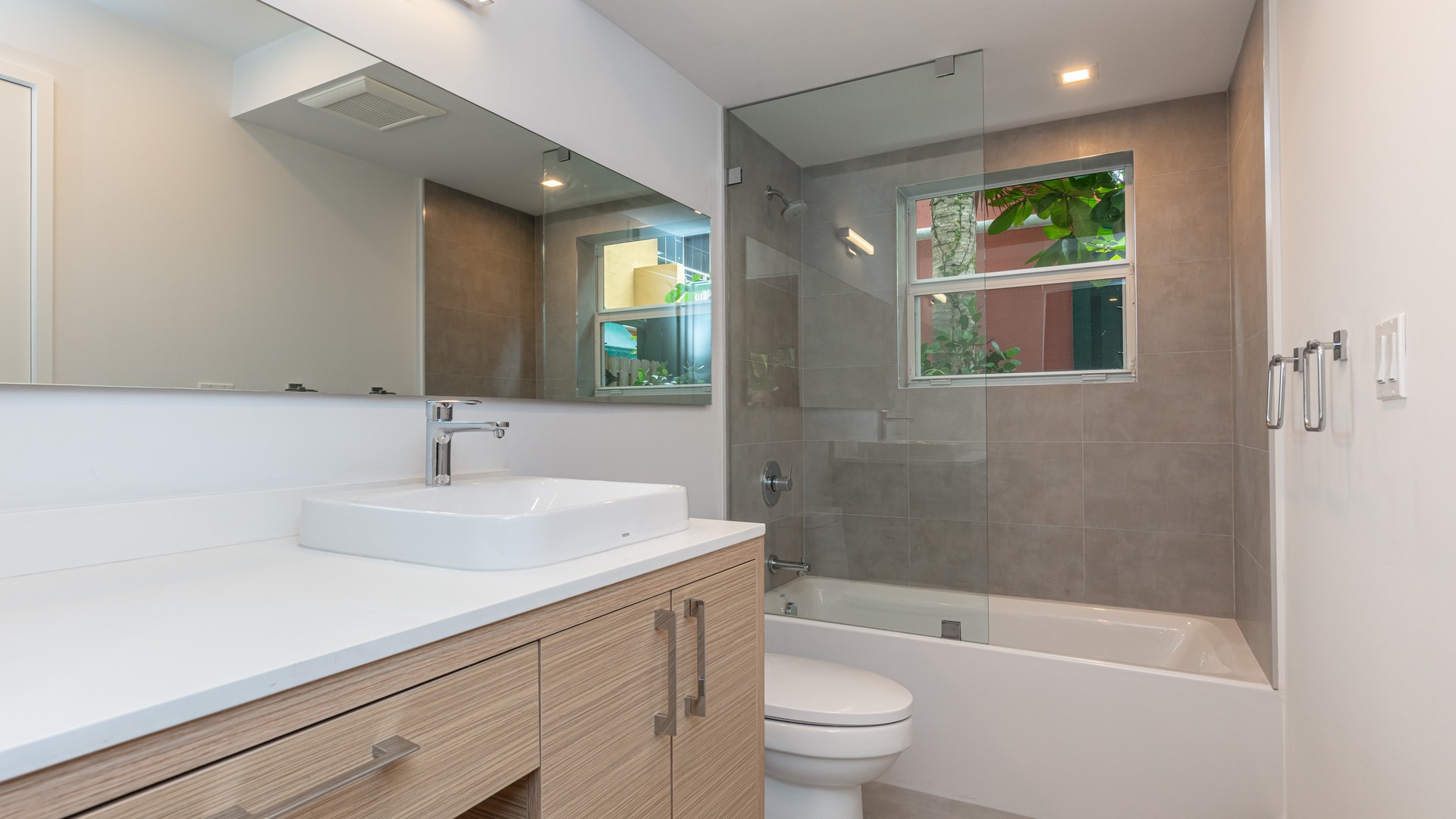 Private Residence — Coconut Grove