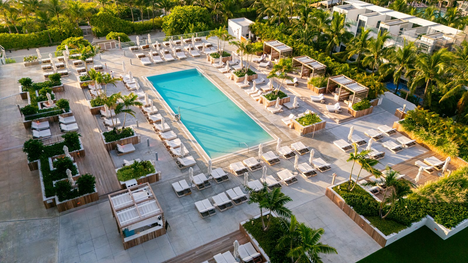 1 Hotel Pool Deck — image 3