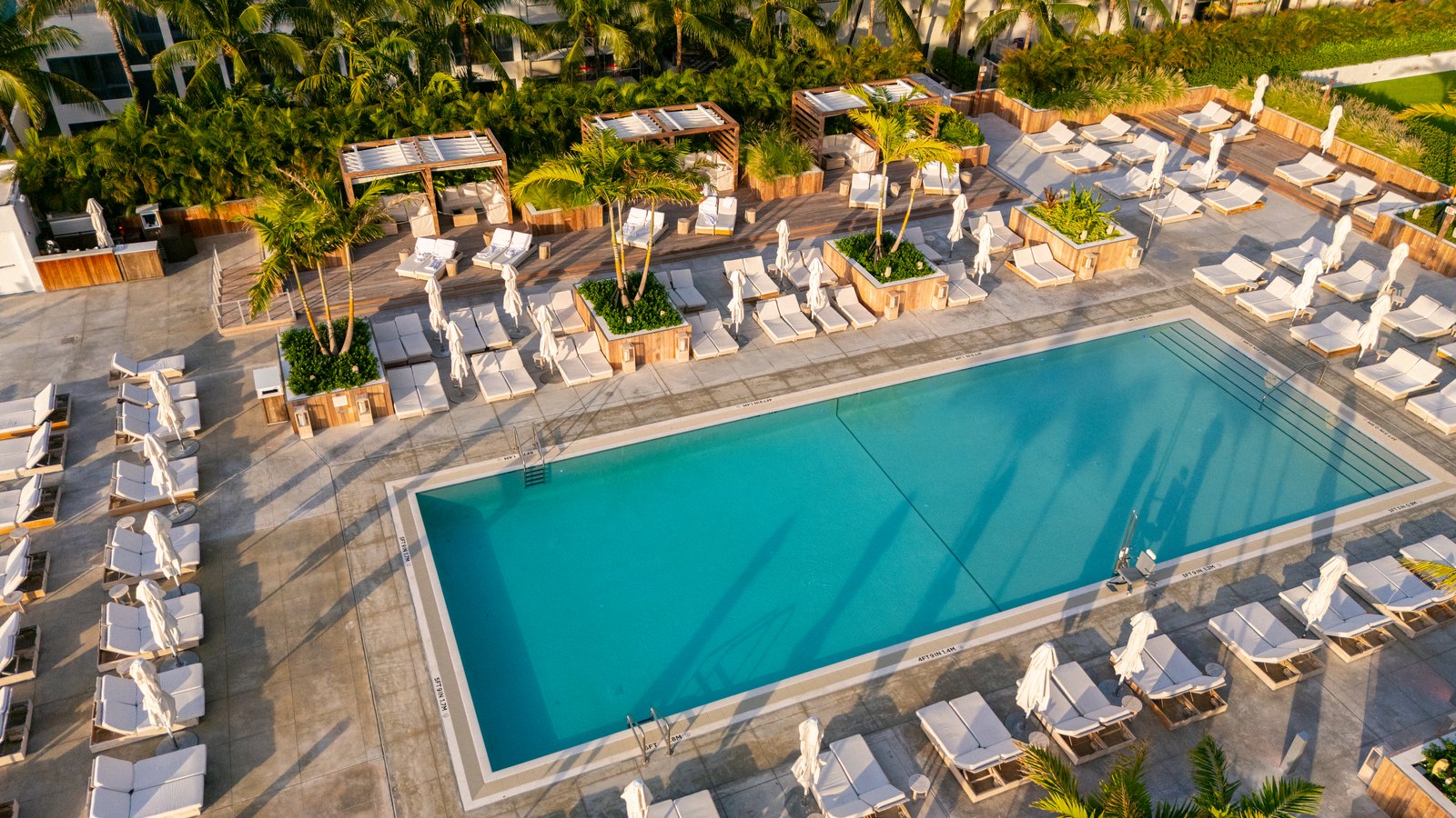 1 Hotel Pool Deck — image 9
