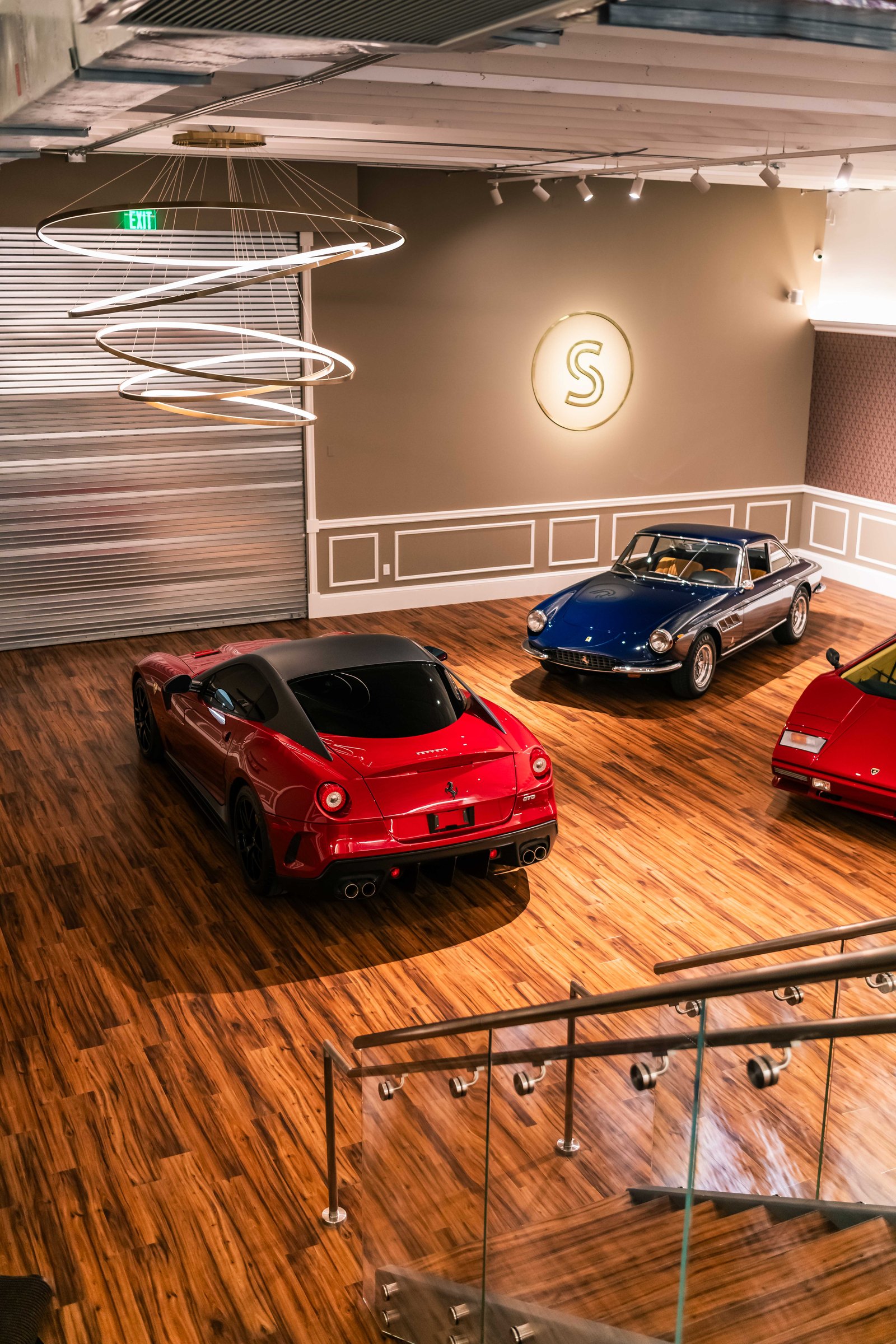 Auto Showroom — image 14